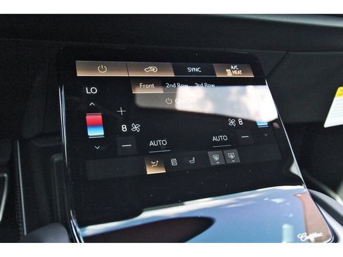 New 2027 Cadillac Vistiq Luxury AWD/4WD image 20