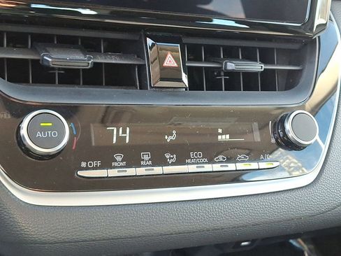 Certified 2023 Toyota Corolla LE image 21