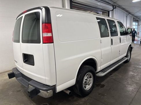 Used 2024 Chevrolet Express 2500 w/ Driver Convenience Package image 4