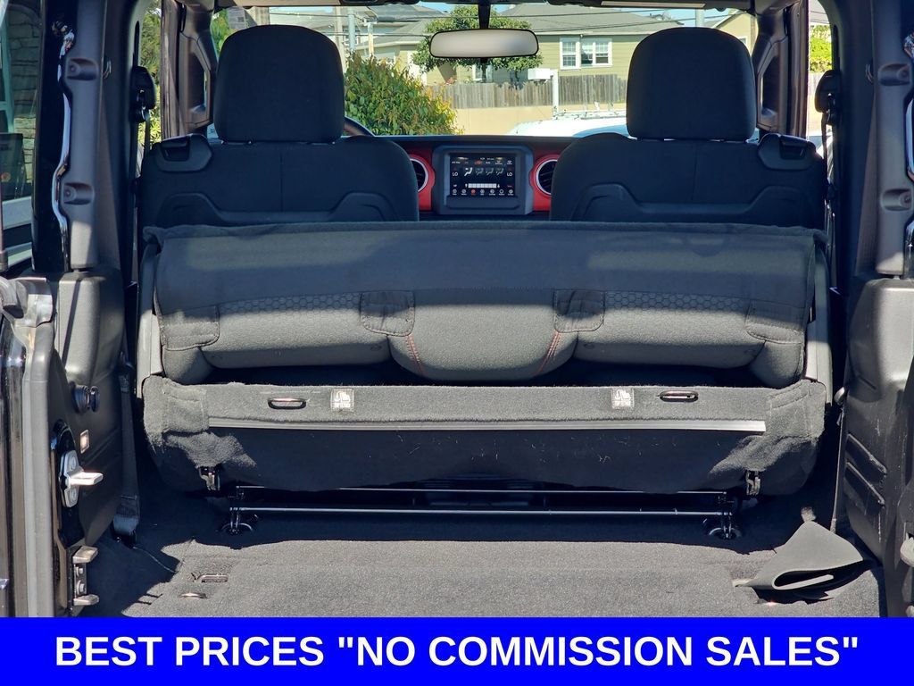 Used 2021 Jeep Wrangler Rubicon AWD/4WD image 12