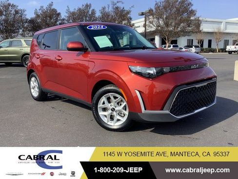 Used 2024 Kia Soul LX w/ Option Group 015 image 1