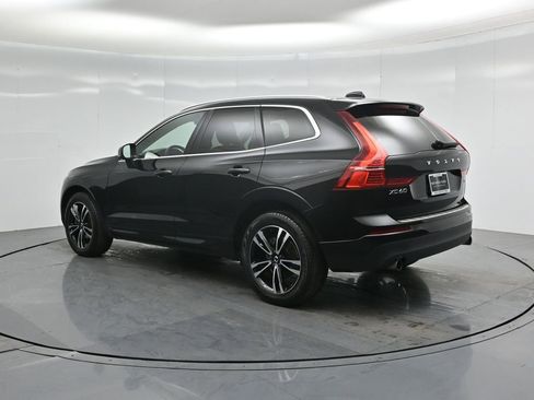 Used 2021 Volvo XC60 T5 Momentum w/ Premium Package image 6