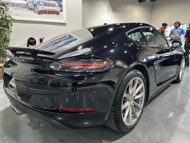 Used 2018 Porsche 718 Cayman S RWD image 33