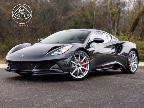 Used 2025 Lotus Emira image 1