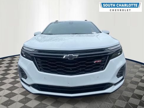 Used 2024 Chevrolet Equinox RS w/ RS Leather Package FWD image 2