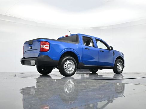 New 2025 Ford Maverick XL image 29