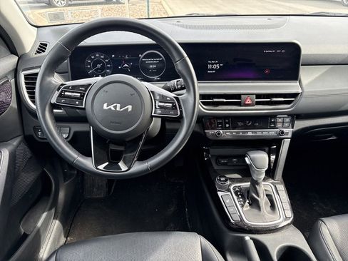 Certified 2024 Kia Seltos EX image 13