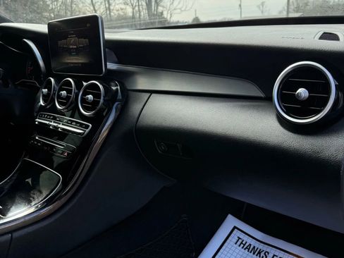 Used 2018 Mercedes-Benz C 300 Sedan image 31