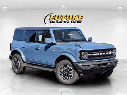 New 2025 Ford Bronco Outer Banks