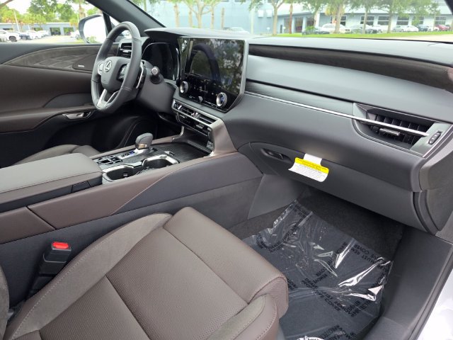 New 2026 Lexus RX 350 w/ Convenience Package AWD/4WD image 9