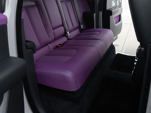 Used 2024 Rolls-Royce Cullinan image 27