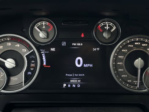 Used 2016 RAM 2500 Limited image 19