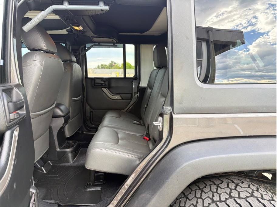 Used 2017 Jeep Wrangler Unlimited Sport w/ Quick Order Package 23S AWD/4WD image 11