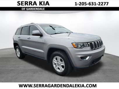 Used 2017 Jeep Grand Cherokee Laredo w/ Quick Order Package 23E