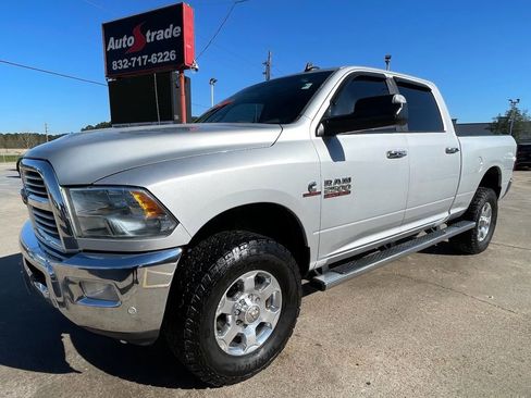 Used 2017 RAM 2500 Lone Star image 3