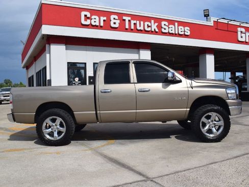 Used 2008 Dodge Ram 1500 Truck SLT w/ Popular Equipment Group RWD image 2