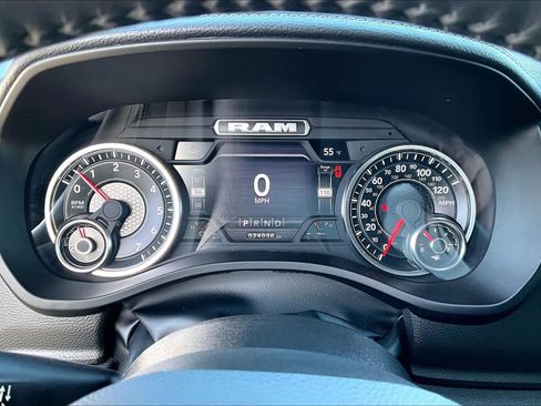 Used 2024 RAM 1500 Laramie image 25