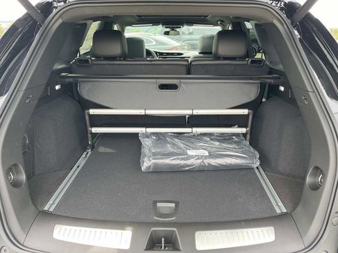 New 2025 Cadillac XT5 Premium Luxury image 12