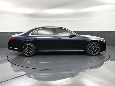 Used 2022 Mercedes-Benz S 500 4MATIC image 9