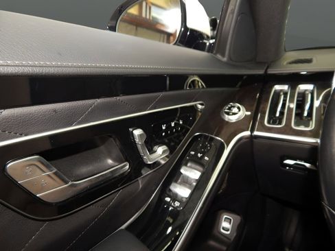 Used 2022 Mercedes-Benz S 580 4MATIC Sedan image 16