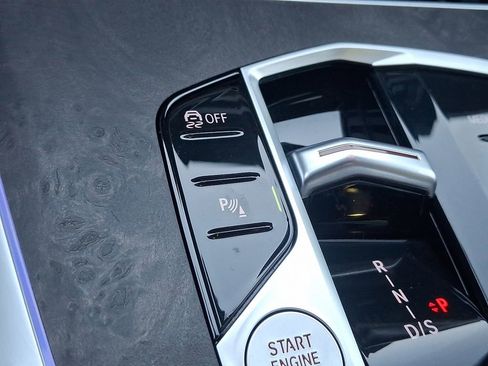 Certified 2023 BMW X7 xDrive40i w/ Premium Package image 18