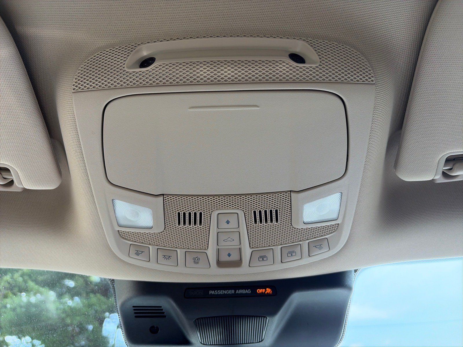 Used 2023 Ford Expedition Limited AWD/4WD image 34