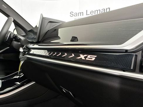 New 2026 BMW X5 xDrive40i w/ M Sport Package image 32