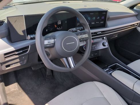 Used 2025 Hyundai Sonata SEL FWD image 15
