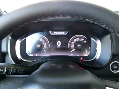 New 2025 RAM 1500 Big Horn image 8