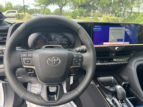 New 2026 Toyota Crown Signia AWD/4WD image 17