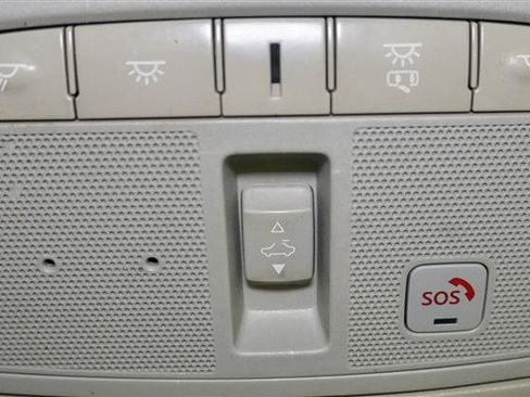 Used 2018 INFINITI Q50 Luxe w/ Essential Package (2.0T Luxe) image 29