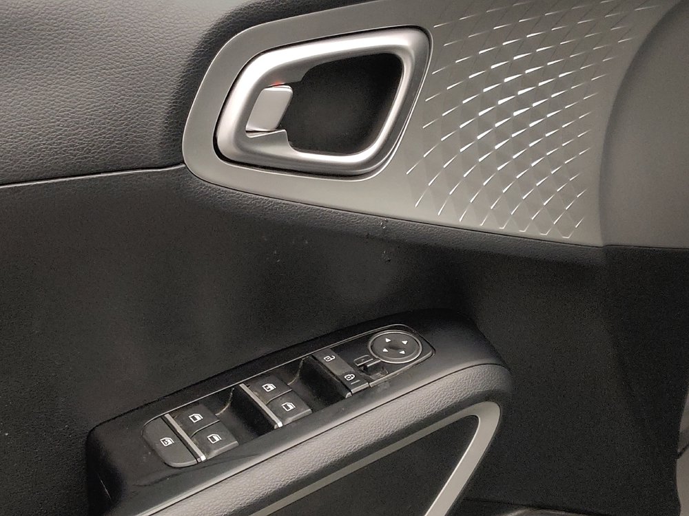 Used 2022 Kia Soul LX w/ Technology Package FWD image 27