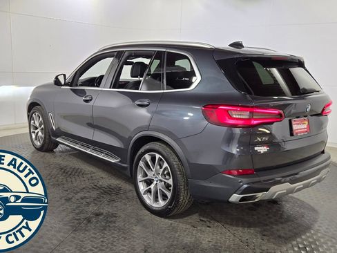 Used 2019 BMW X5 xDrive50i w/ Off-Road Package AWD/4WD image 3