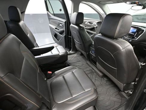 Used 2020 Chevrolet Traverse LT w/ Driver Confidence II Package AWD/4WD image 48