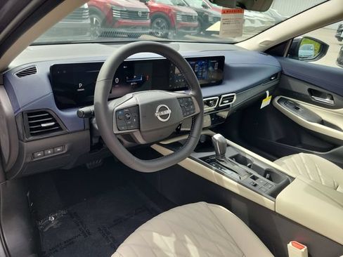 New 2026 Nissan Sentra SL w/ Floor Mat Package FWD image 14