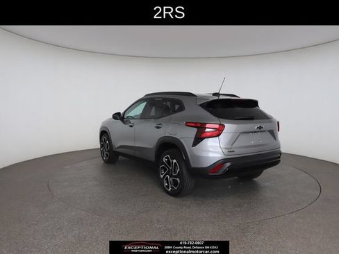 Used 2024 Chevrolet Trax RS w/ Driver Confidence Package FWD image 12