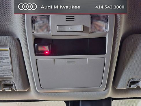 Used 2020 Toyota Tacoma SR5 AWD/4WD image 34