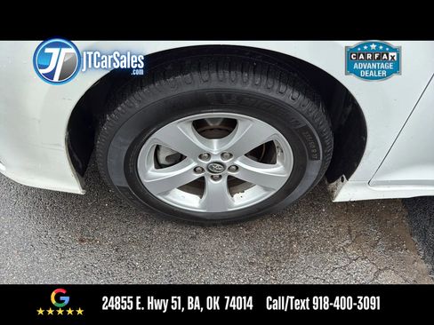 Used 2018 Toyota Sienna LE image 36