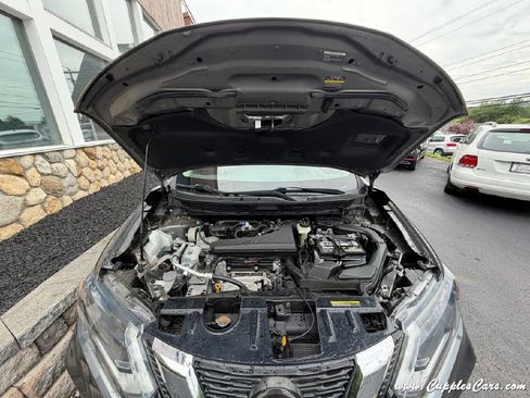 Used 2019 Nissan Rogue SV AWD/4WD image 15