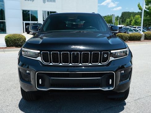 Used 2023 Jeep Grand Cherokee Overland w/ Adv Protech Group III AWD/4WD image 2