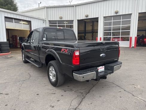 Used 2013 Ford F250 Lariat w/ Chrome Pkg image 6