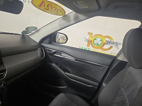 Used 2024 Kia Seltos LX image 23