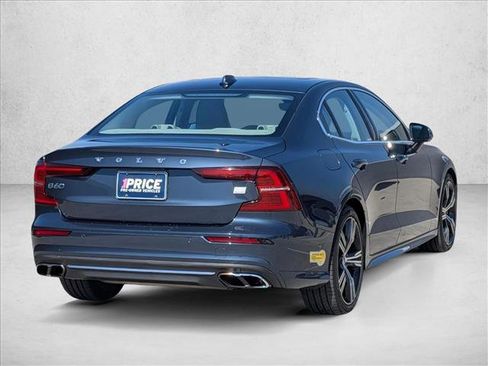 Used 2022 Volvo S60 T8 Inscription w/ Advanced Package image 9