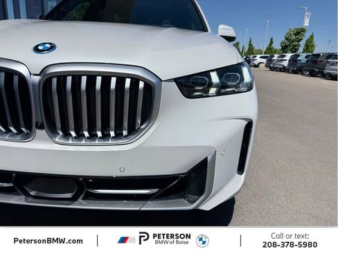 New 2026 BMW X5 xDrive50e AWD/4WD image 18