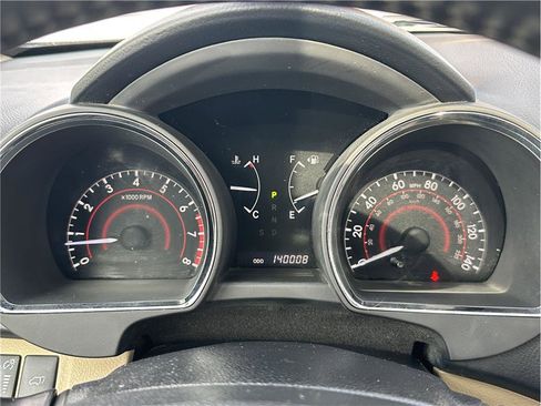 Used 2013 Toyota Highlander SE image 23