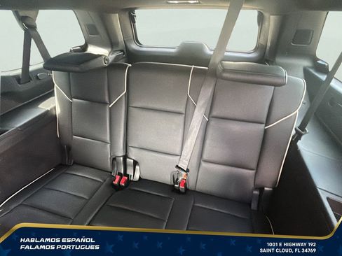 Used 2024 Cadillac Escalade ESV Premium Luxury AWD/4WD image 24
