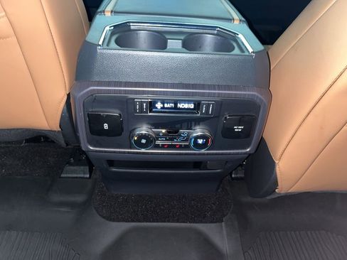 Used 2023 Ford Expedition Max Platinum image 32