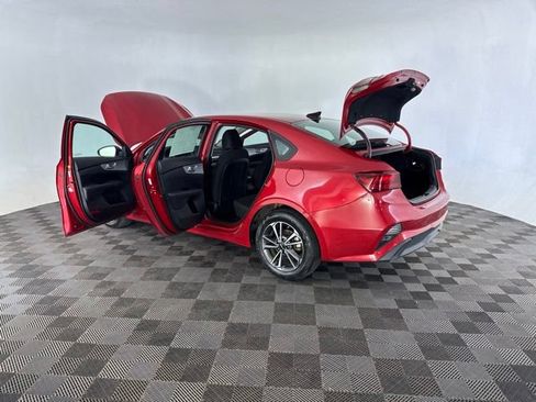 Certified 2023 Kia Forte LXS FWD image 18