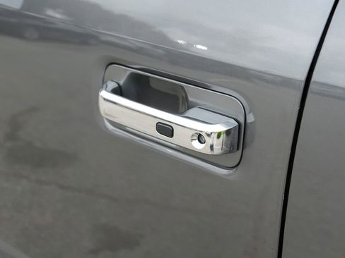 Used 2021 Ford F250 Platinum w/ FX4 Off-Road Package image 49