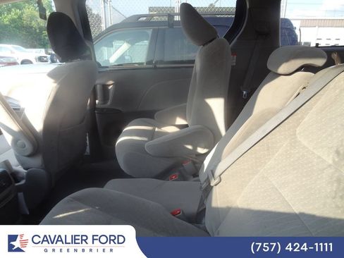 Used 2020 Toyota Sienna LE FWD image 8